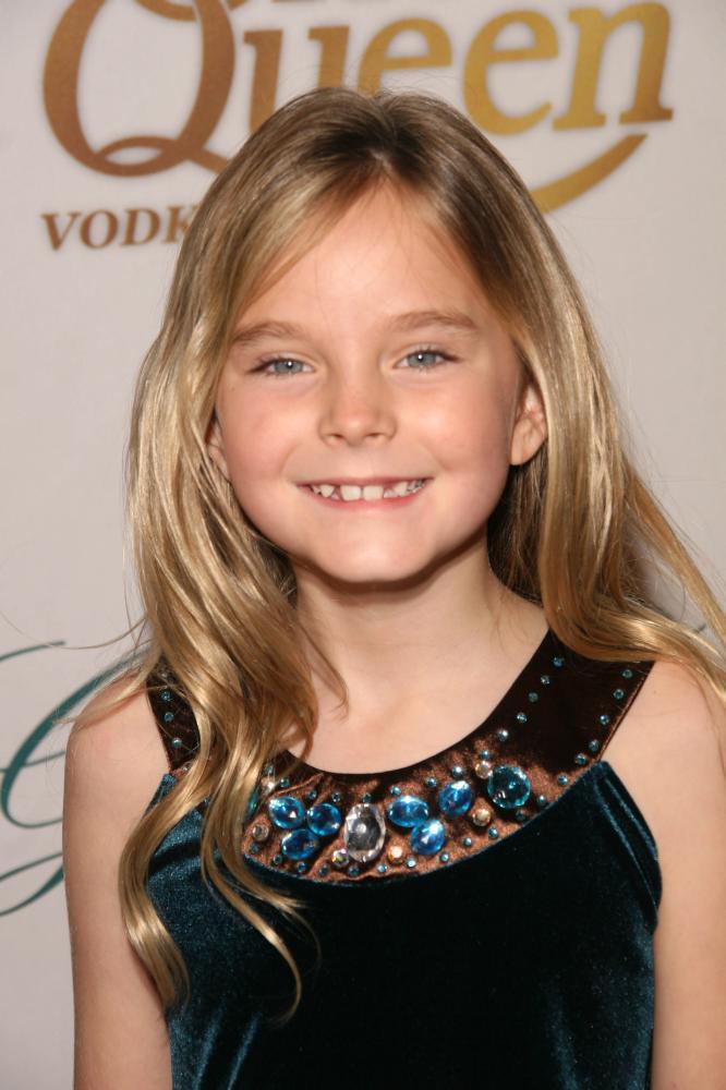 Karley Scott Collins | Celebrities | Hollywood.com